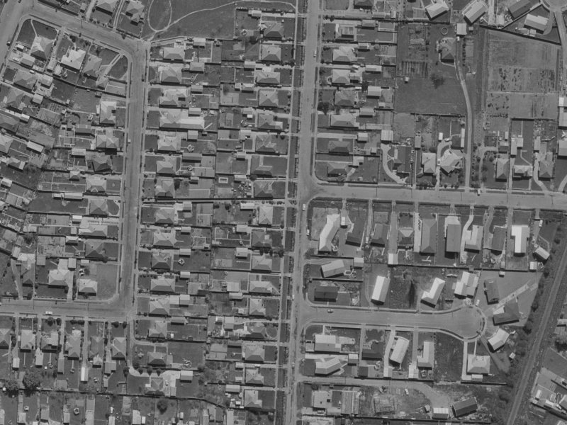61 Cavendish Road from the air, 1970-1974