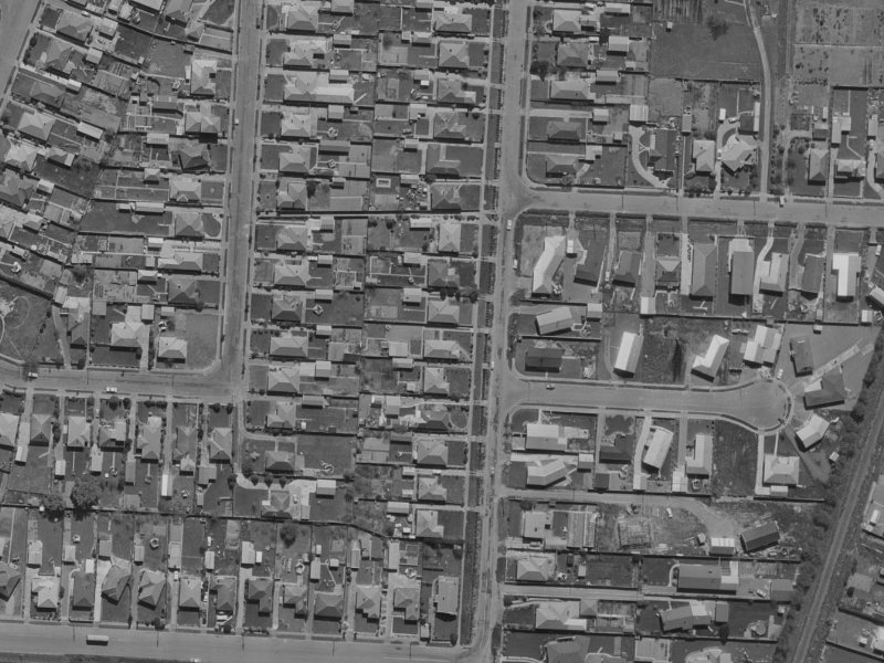 55 Cavendish Road from the air, 1970-1974