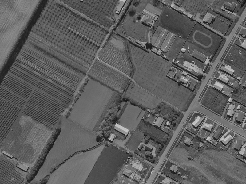 1 Meadowcroft Lane from the air, 1970-1974