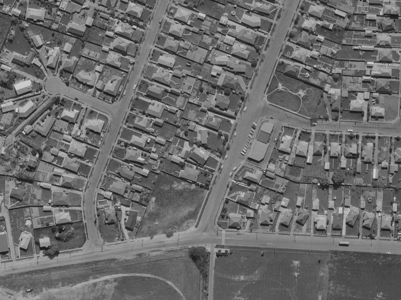 15A Grampian Street from the air, 1970-1974