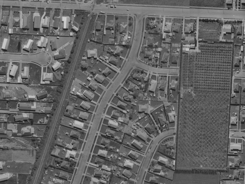 42 Uxbridge Street from the air, 1970-1974