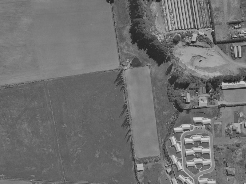 31 Araucana Way from the air, 1970-1974