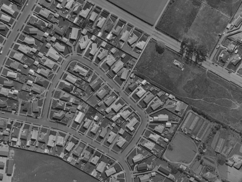 19 Wychwood Crescent from the air, 1970-1974