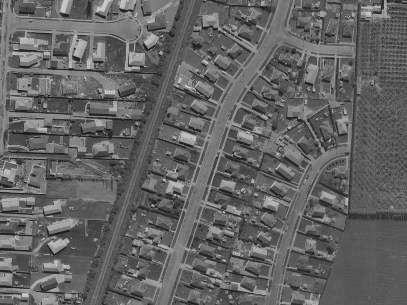 37 Uxbridge Street from the air, 1970-1974