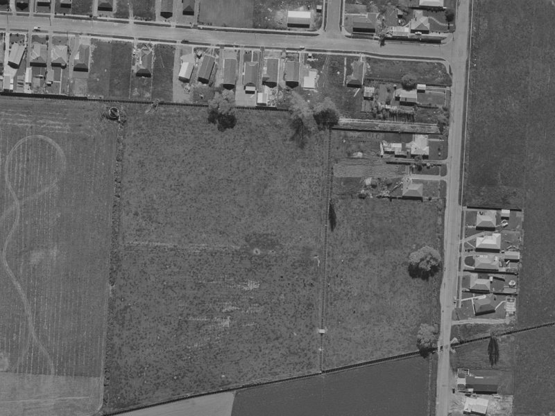 11-19 Regency Crescent from the air, 1970-1974