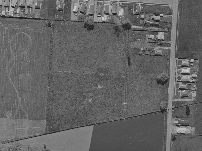 79 Regency Crescent from the air, 1970-1974