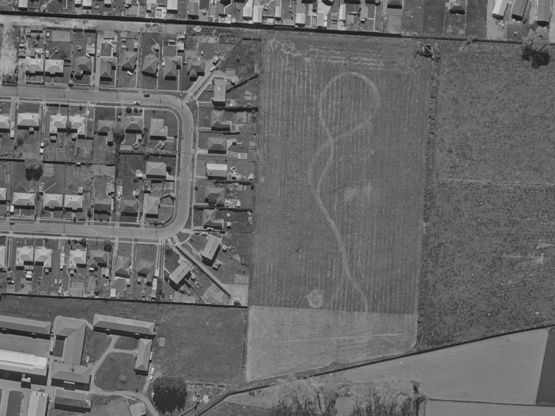 52 Regency Crescent from the air, 1970-1974
