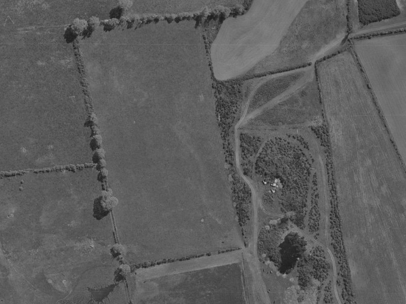 87 Aviemore Drive from the air, 1970-1974