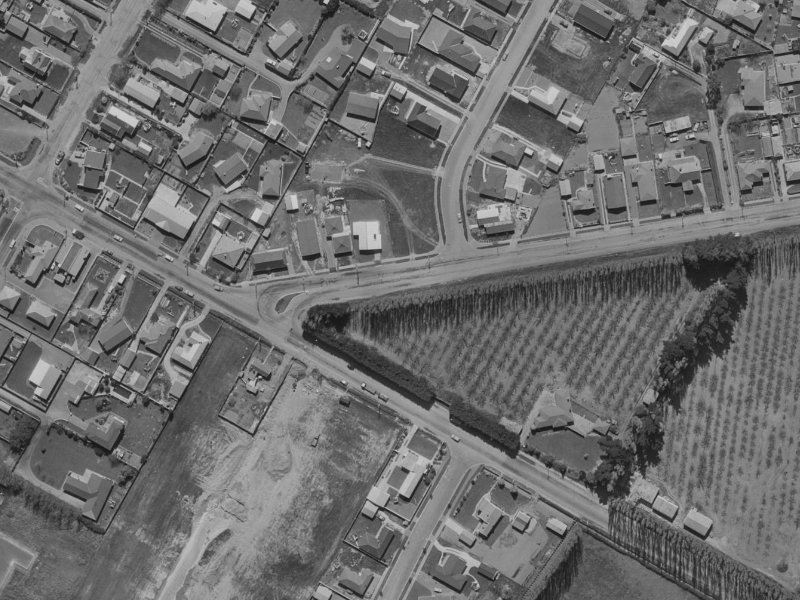 8 Veitches Road from the air, 1970-1974