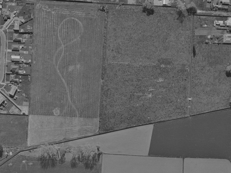 69 Regency Crescent from the air, 1970-1974