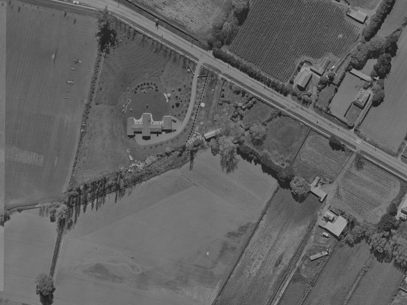 8 Skyedale Drive from the air, 1970-1974