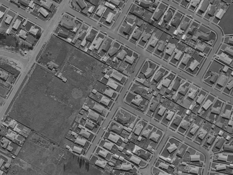 5 Wendover Street from the air, 1970-1974