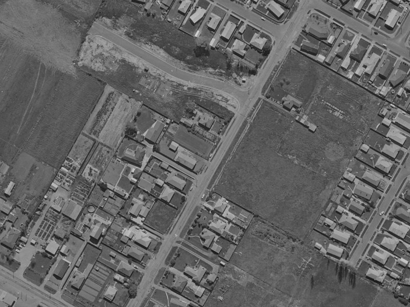 27 Gardiners Road from the air, 1970-1974