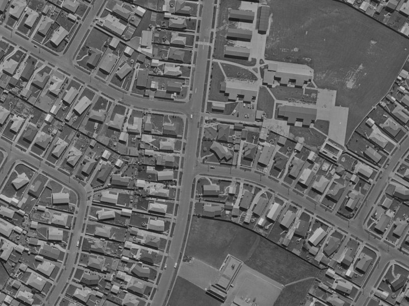 40 Cotswold Avenue from the air, 1970-1974