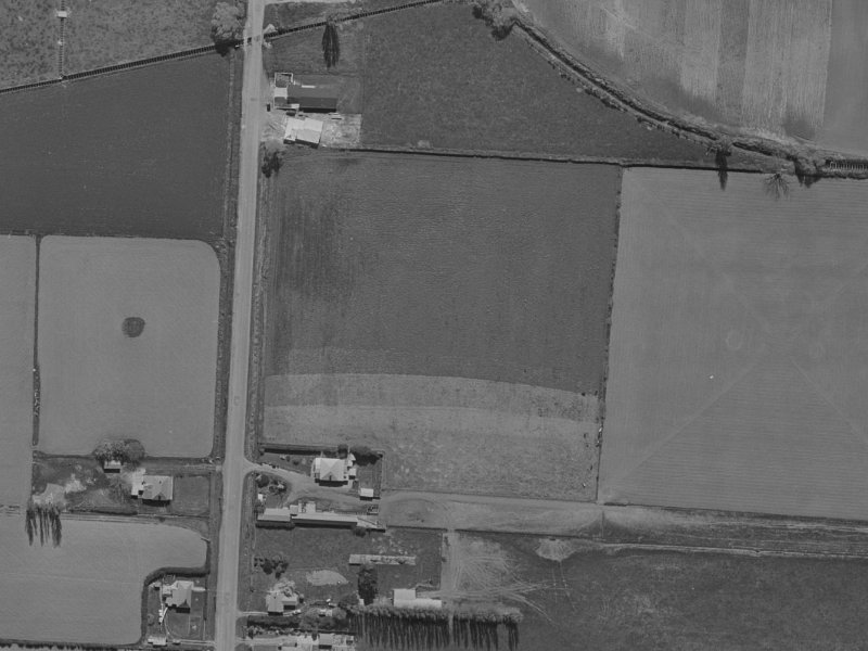 2 Te One Place from the air, 1970-1974