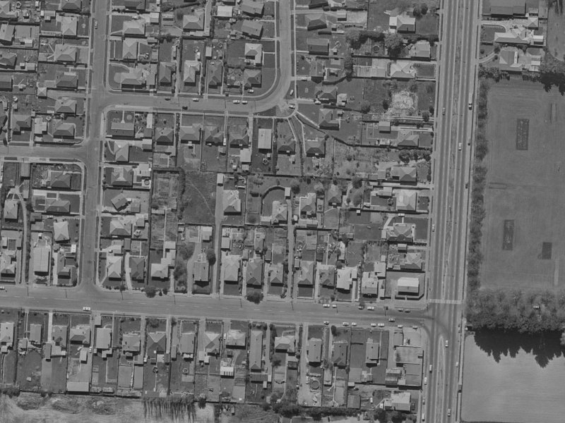16 Northcote Road from the air, 1970-1974