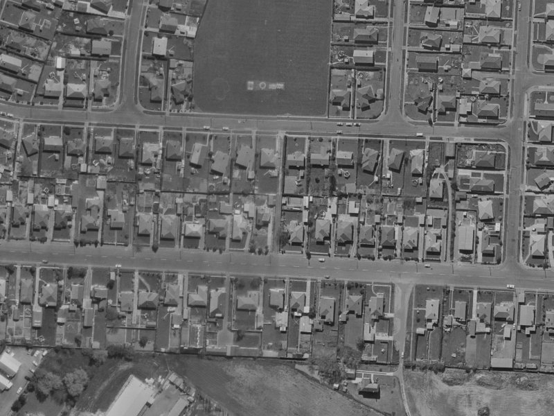 62 Northcote Road from the air, 1970-1974
