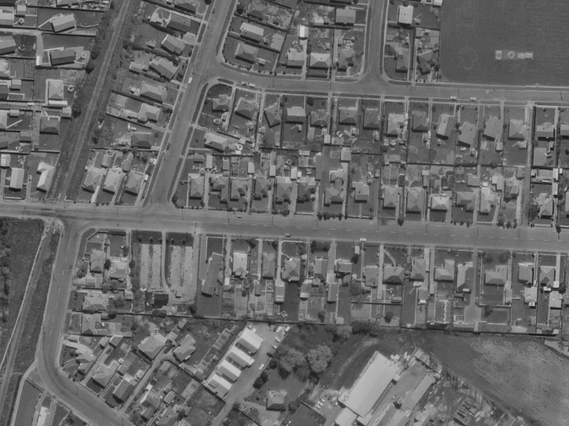 86 Northcote Road from the air, 1970-1974