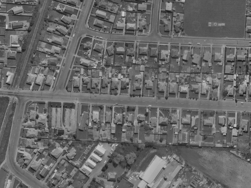 84 Northcote Road from the air, 1970-1974
