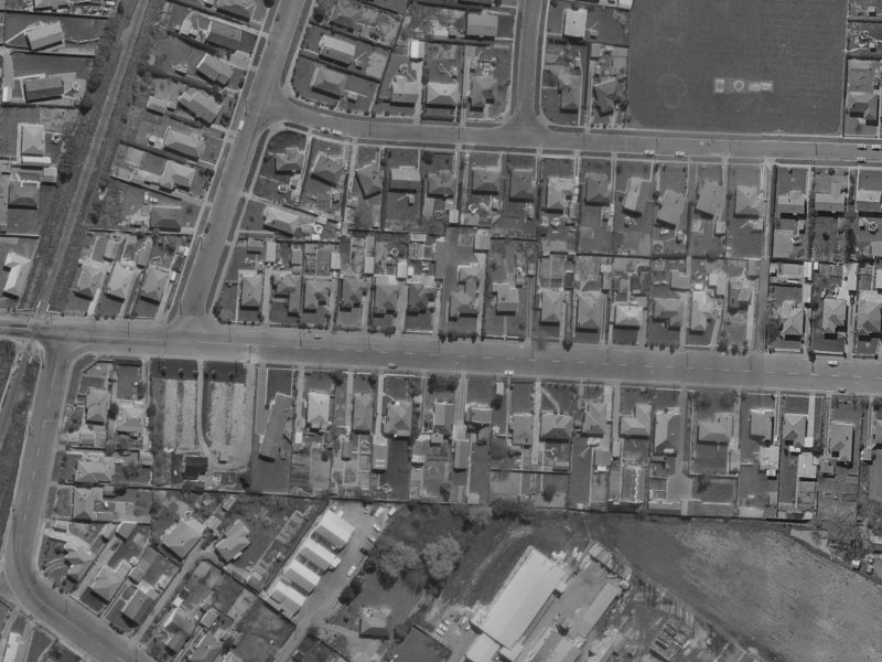 82 Northcote Road from the air, 1970-1974