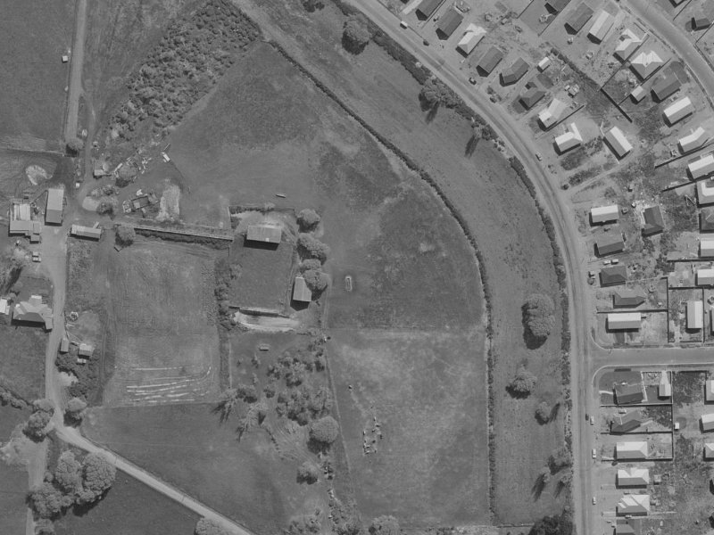 26 Medina Crescent from the air, 1970-1974
