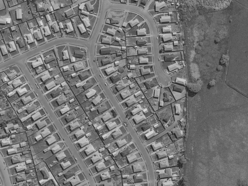 29 Chartwell Street from the air, 1970-1974