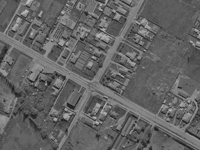 4 Gardiners Road from the air, 1970-1974