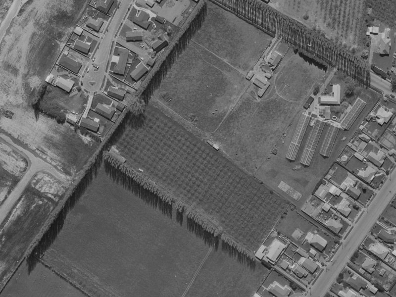 118 Reynolds Avenue from the air, 1970-1974