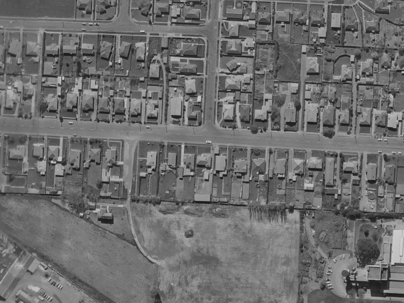 29 Northcote Road from the air, 1970-1974