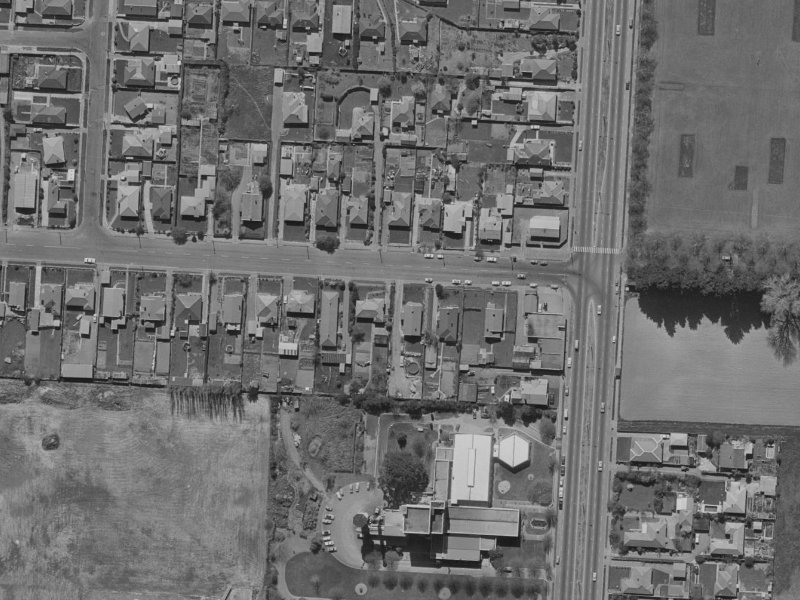 9 Northcote Road from the air, 1970-1974