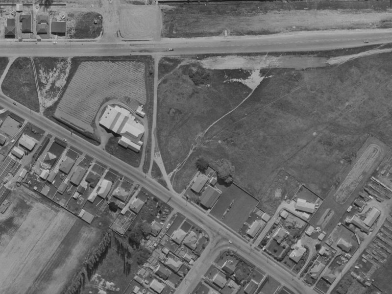 5 La Perouse Place from the air, 1970-1974