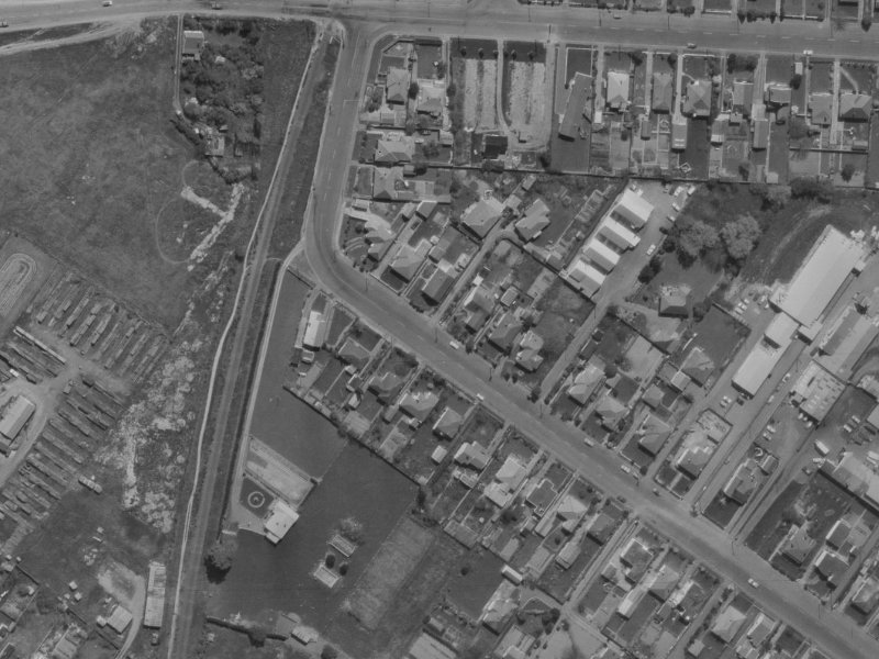 142 Vagues Road from the air, 1970-1974