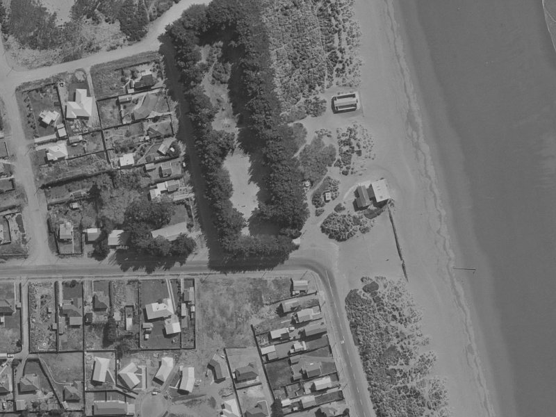 7 Beach Road from the air, 1970-1974