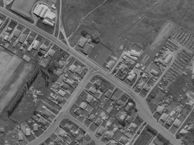 60 Morrison Avenue from the air, 1970-1974