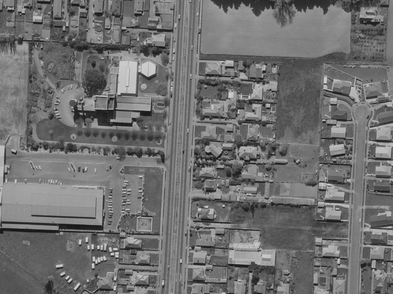 186 Main North Road from the air, 1970-1974