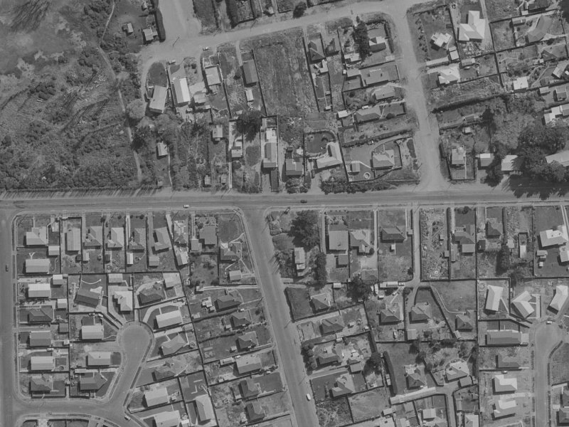 32 Beach Road from the air, 1970-1974