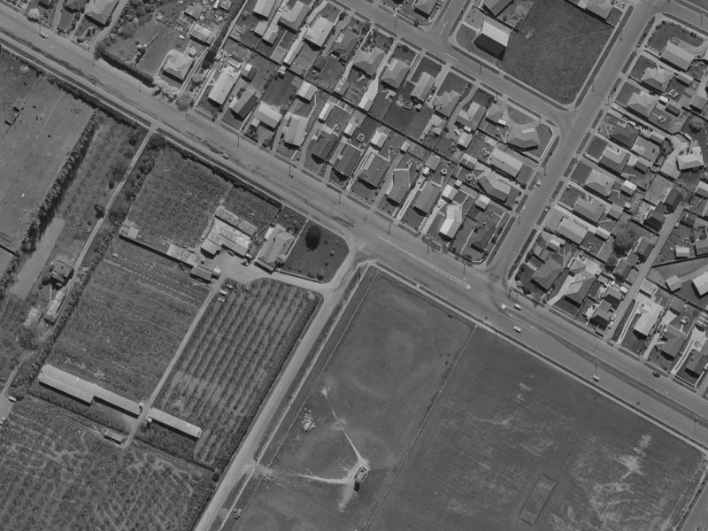 66A Leacroft Street from the air, 1970-1974