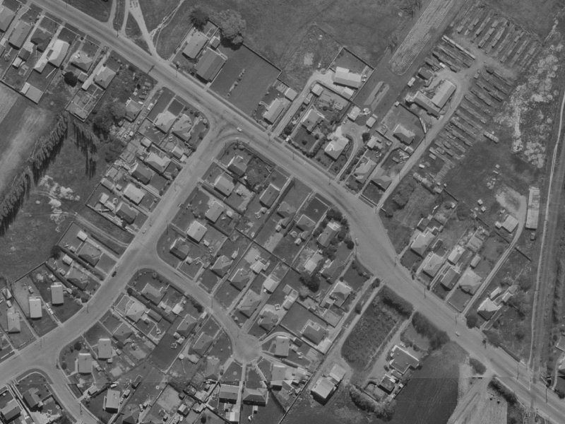 121 Sawyers Arms Road from the air, 1970-1974