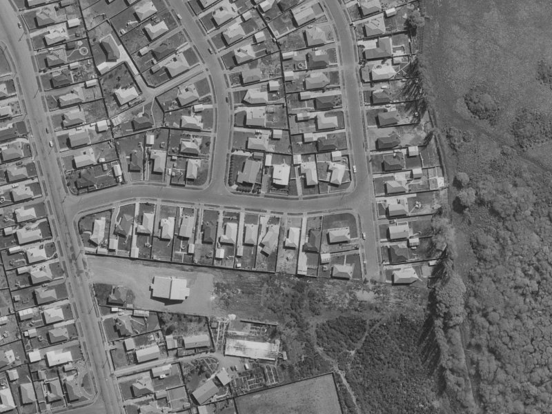 17E Helmsdale Street from the air, 1970-1974