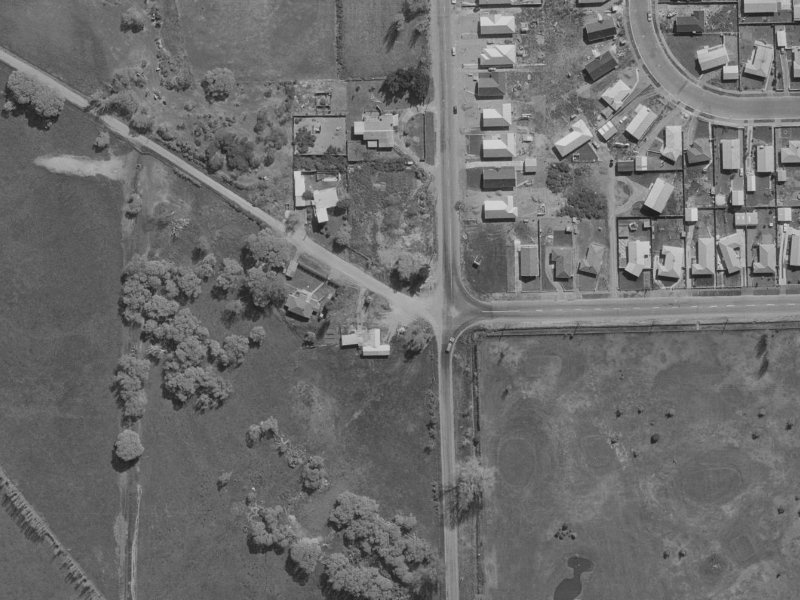 256-268 Beach Road from the air, 1970-1974