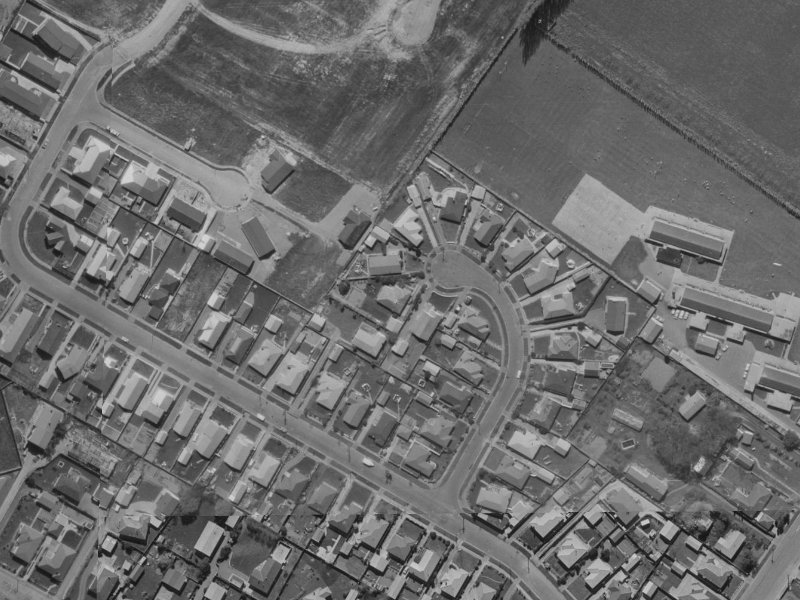 15 Blossomdale Place from the air, 1970-1974