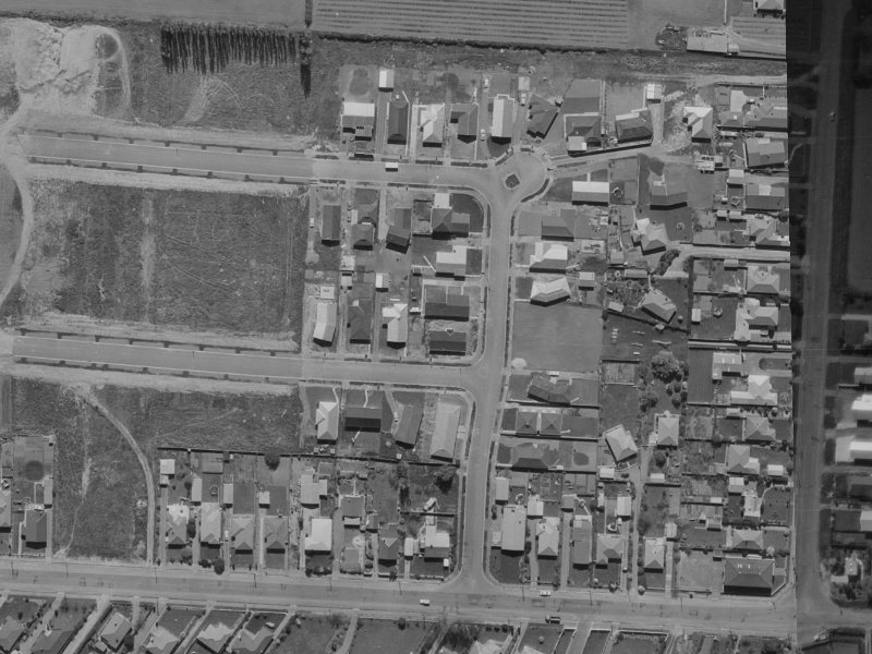 15 Sarabande Avenue from the air, 1970-1974