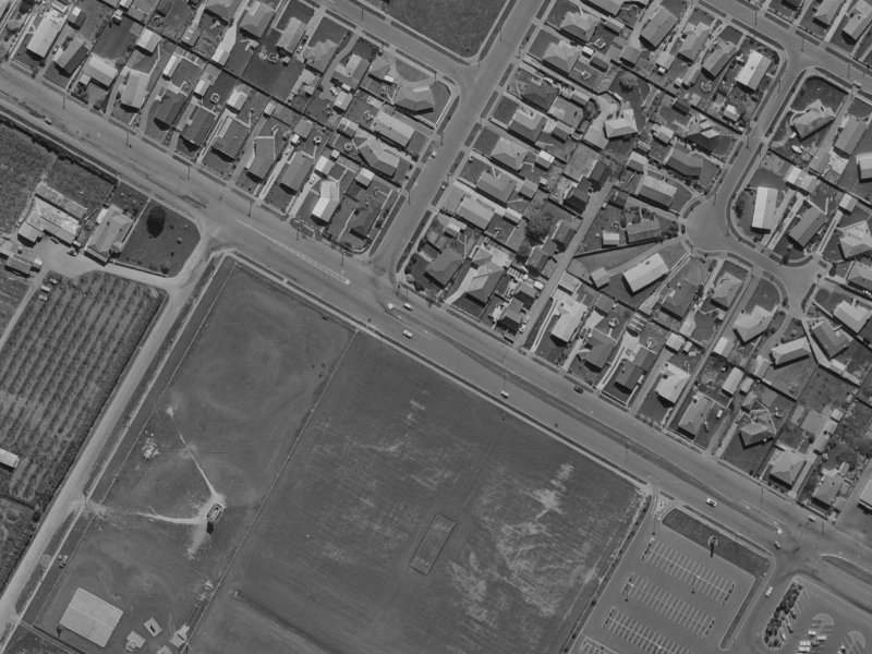 356-346 Harewood Road from the air, 1970-1974