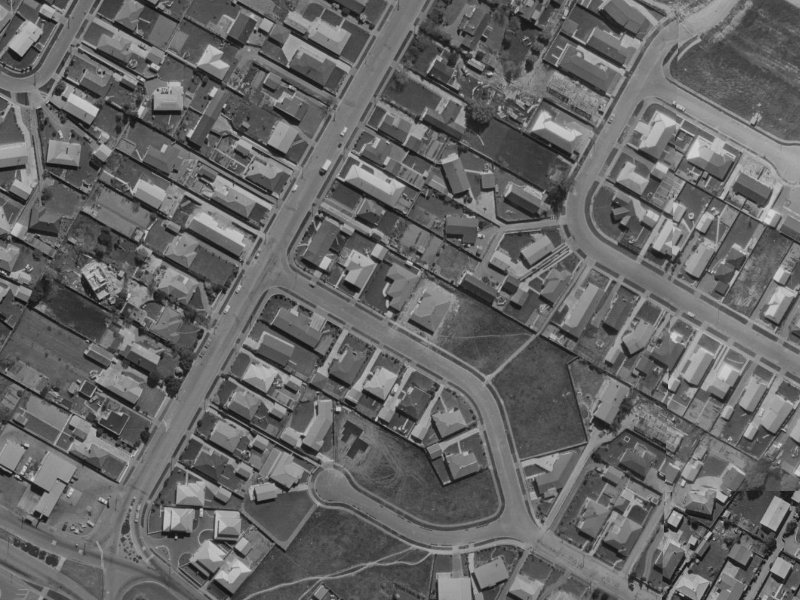 2/64 Bainton Street from the air, 1970-1974