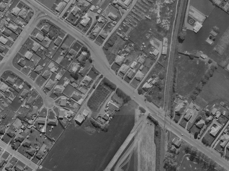 10 Lacebark Lane from the air, 1970-1974
