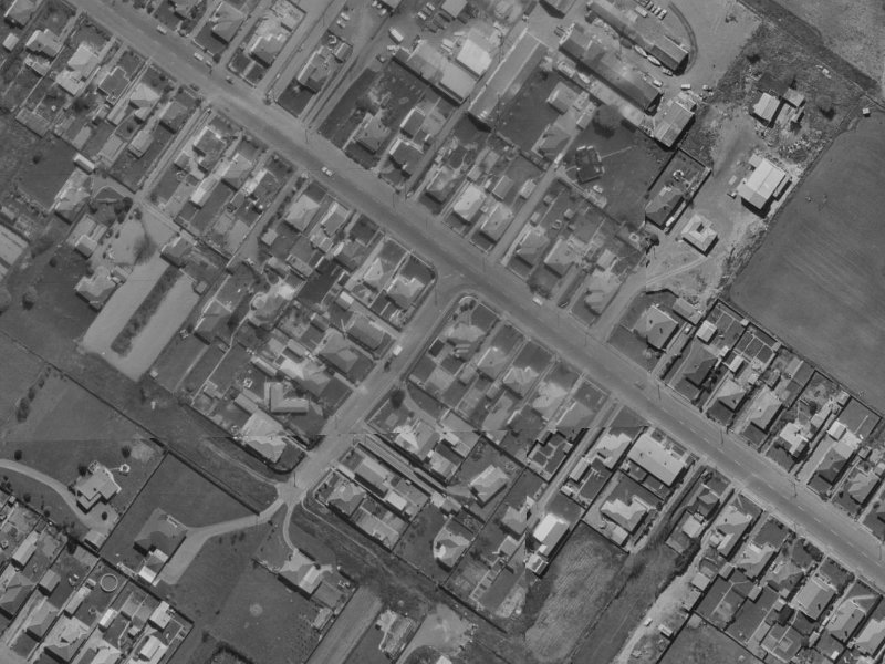 77 Vagues Road from the air, 1970-1974
