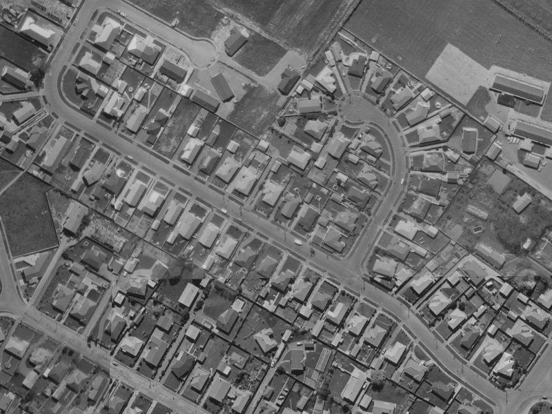 26 Reynolds Avenue from the air, 1970-1974