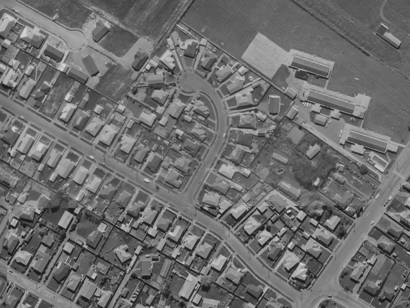 5 Blossomdale Place from the air, 1970-1974