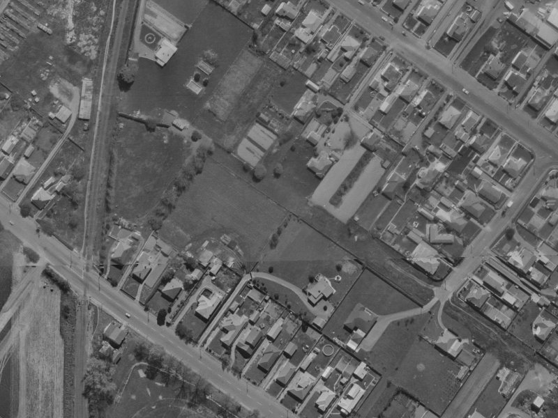 18A Sawtell Place from the air, 1970-1974