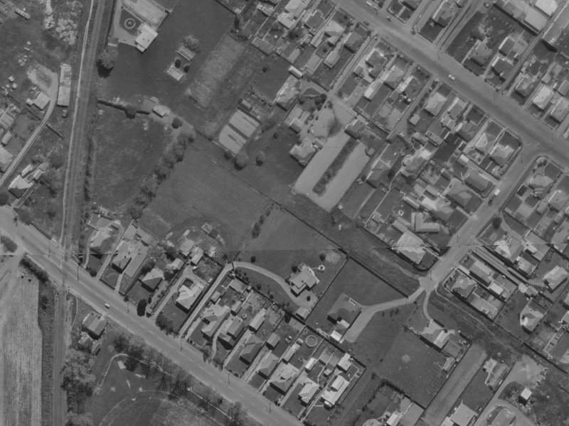 15 Sawtell Place from the air, 1970-1974